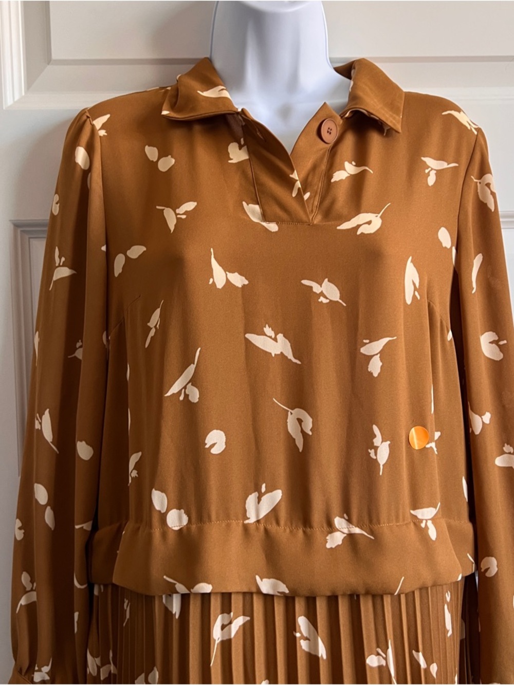 OAK + FORT Midi Pleated Size Small/Medium - Picture 4 of 8